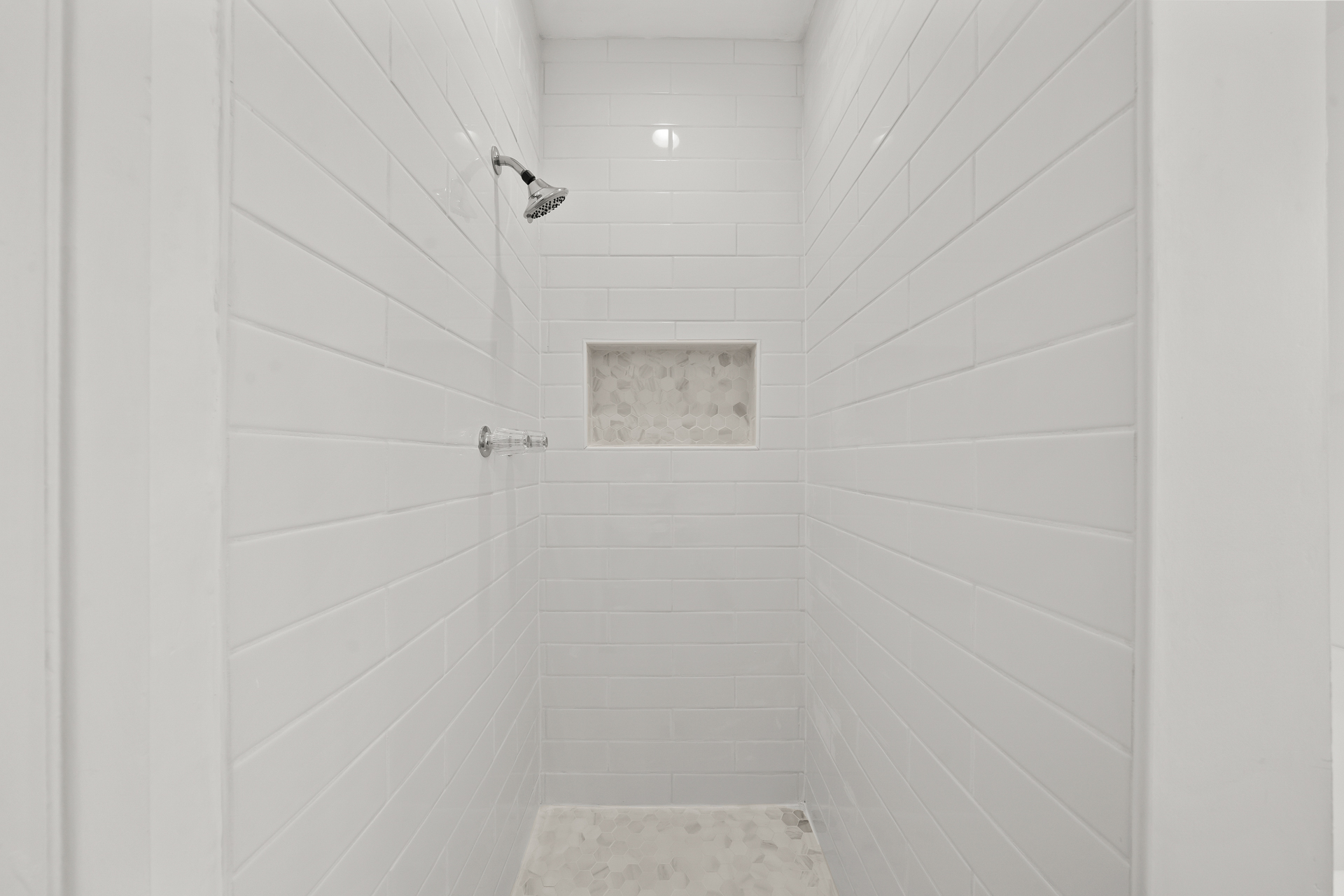 1001 QA Distinct Avenue - Photo 1