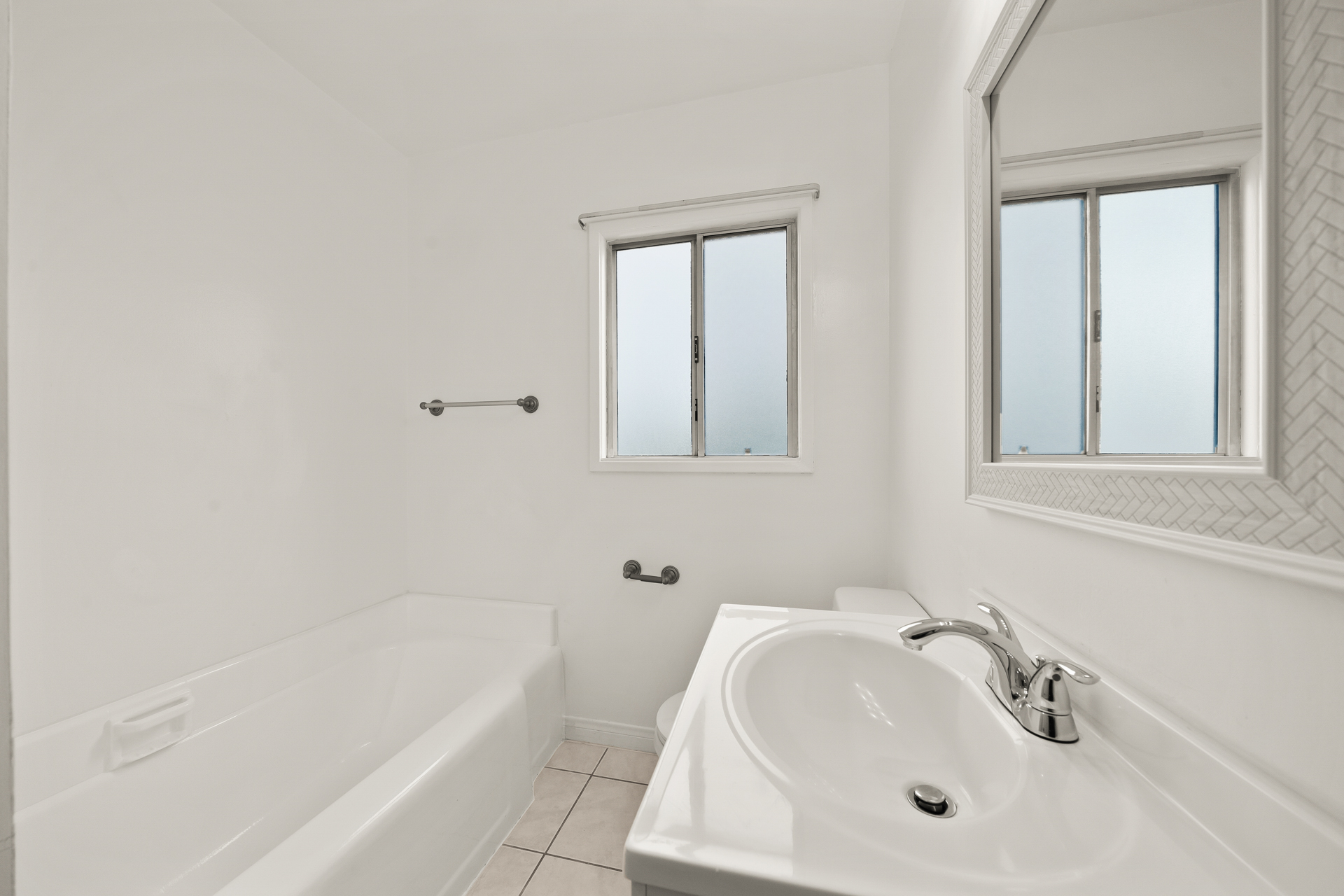 1001 QA Distinct Avenue - Photo 2