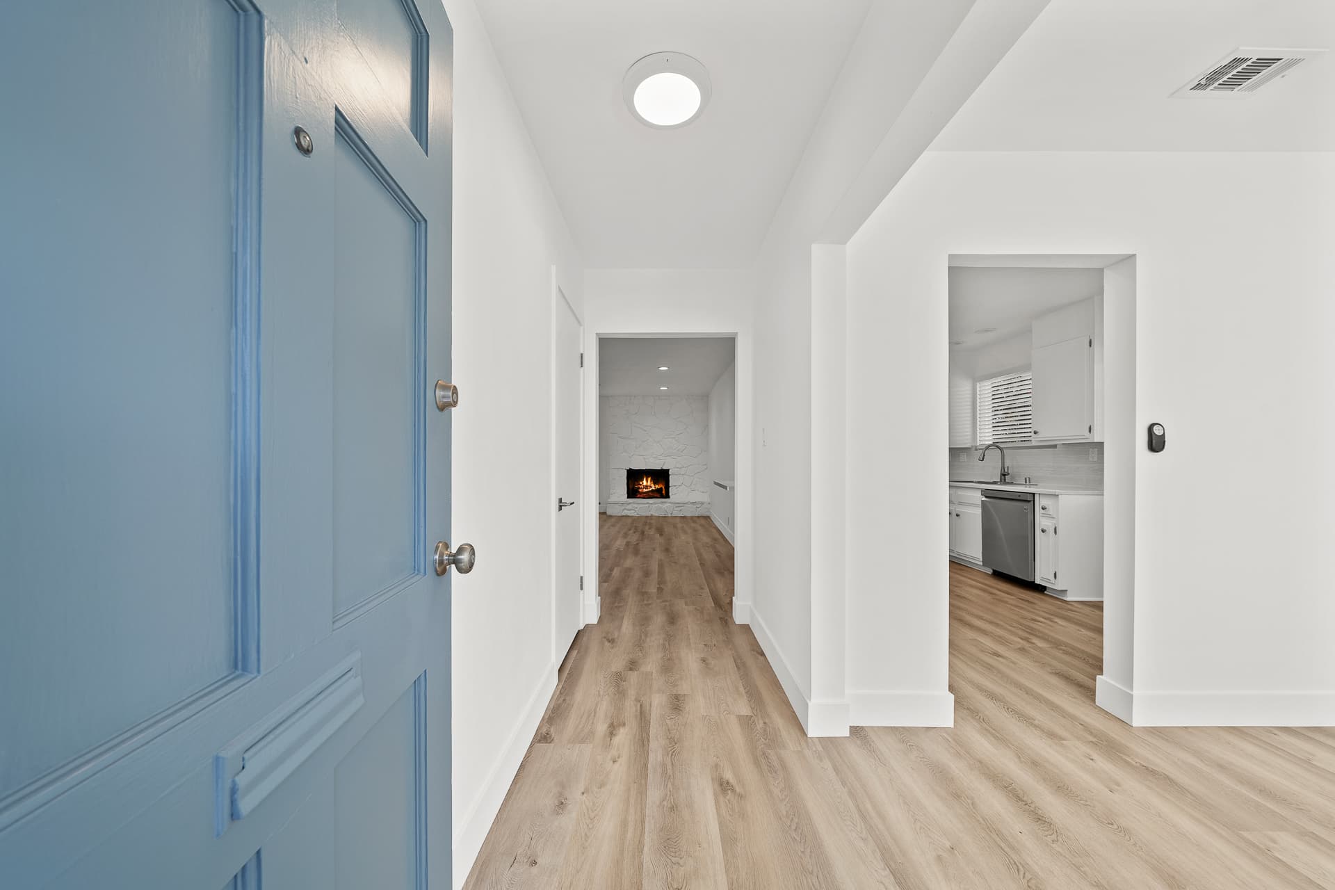 706 Marine Street - Photo 2