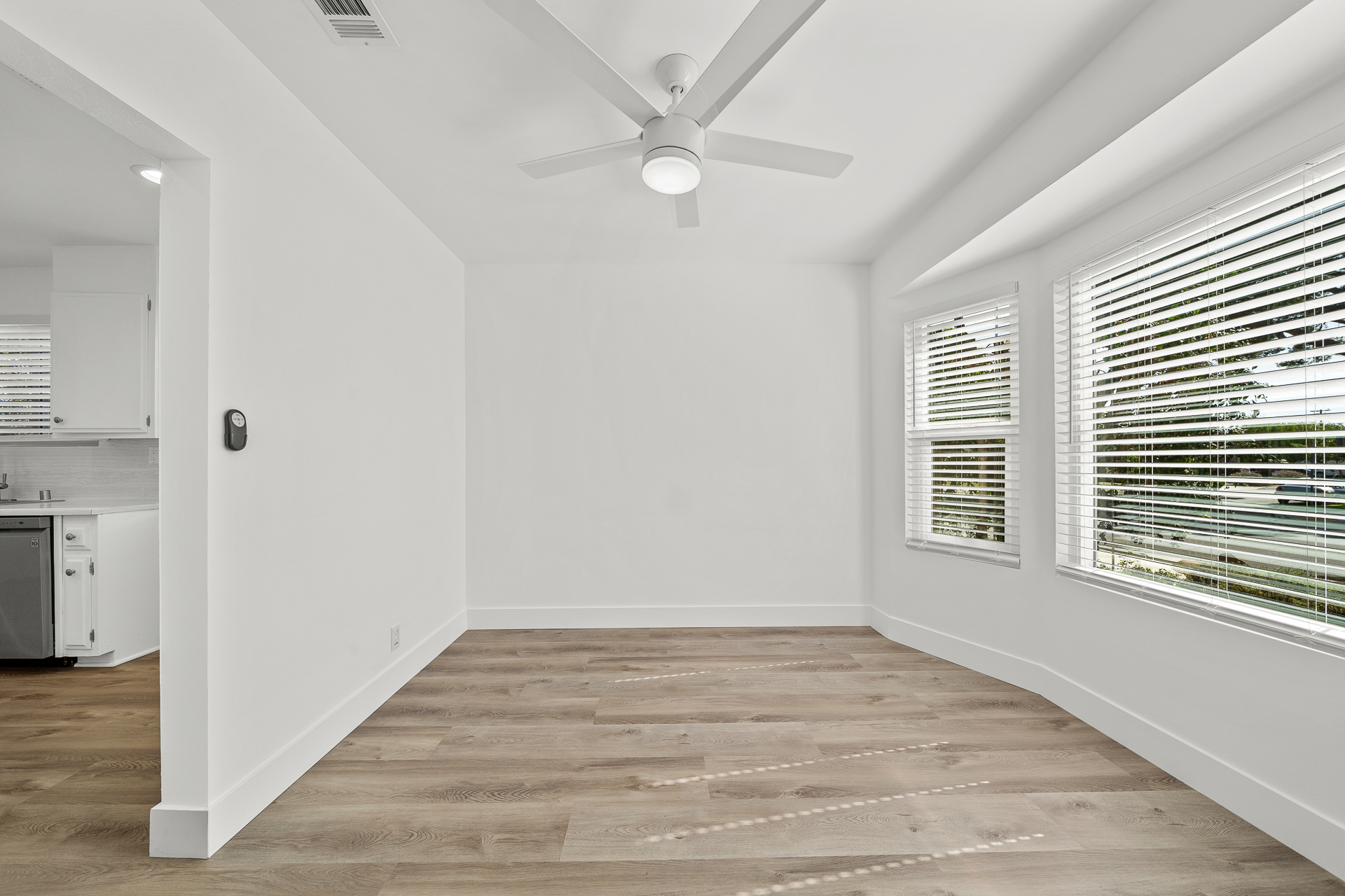 706 Marine Street - Photo 3